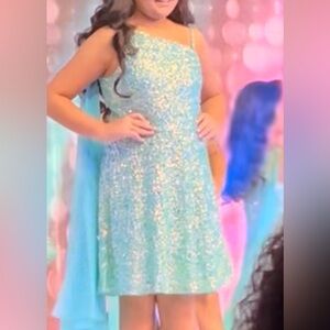 Ashley Lauren Girls size 16 Aqua Blue Sequence Pageant Dress W/Cape